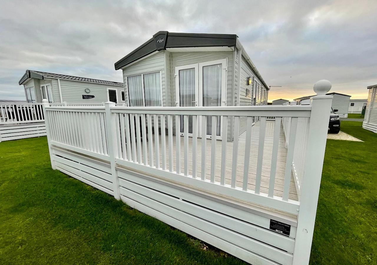 Luxury 3 Bedroom Caravan Between Perranporth And Newquay, Cornwall New Quay Exterior foto
